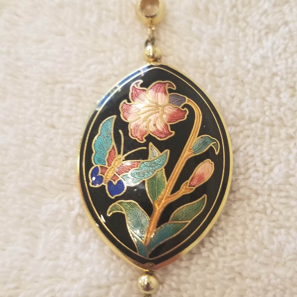 Vintage Pendant Oval Cloisone' Black Enamel Pendant Floral&Butterfly. 3" Long.